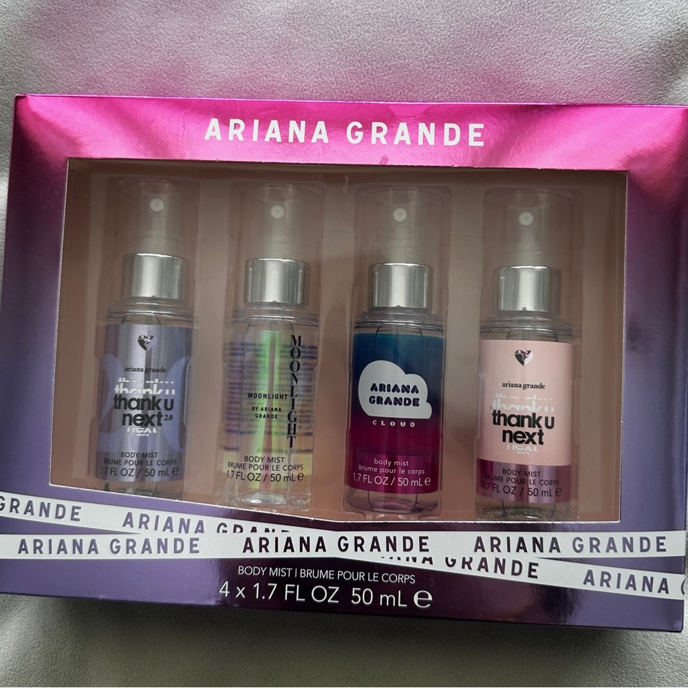 Ariana Grande perfume set - 4 mini body mists